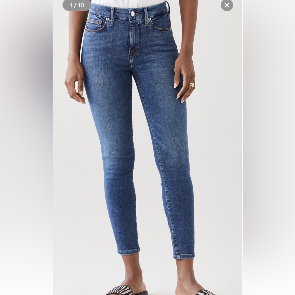 GOOD AMERICAN Good Legs Crop Extreme V Jeans